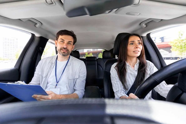 Automatic and Manual Driving Lessons Available in Parrs Wood Manchester